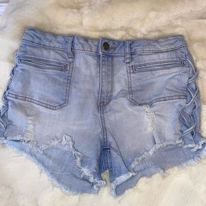 WilliamRast jean short w trendy detailing